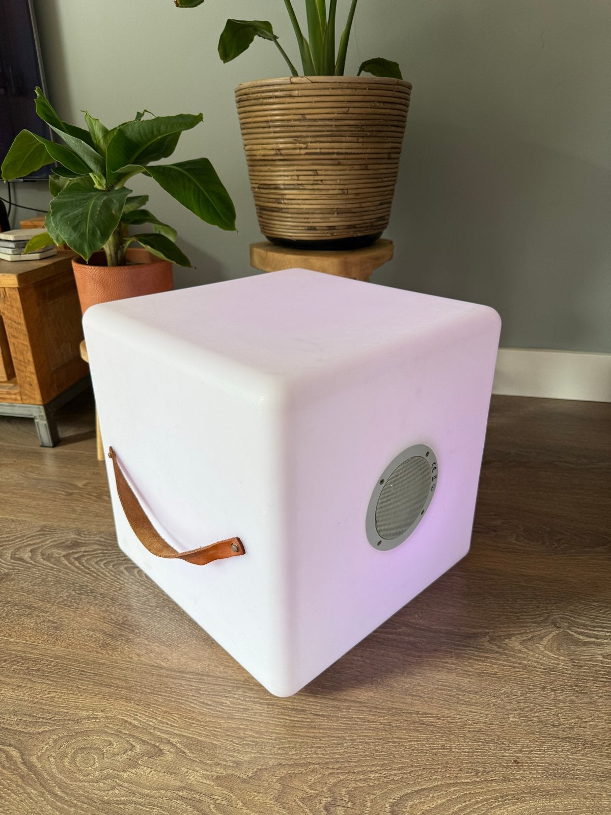 Nikki.Amsterdam The.Cube - Lichtgevende Bluetooth Speaker, Ophalen, Gebruikt
