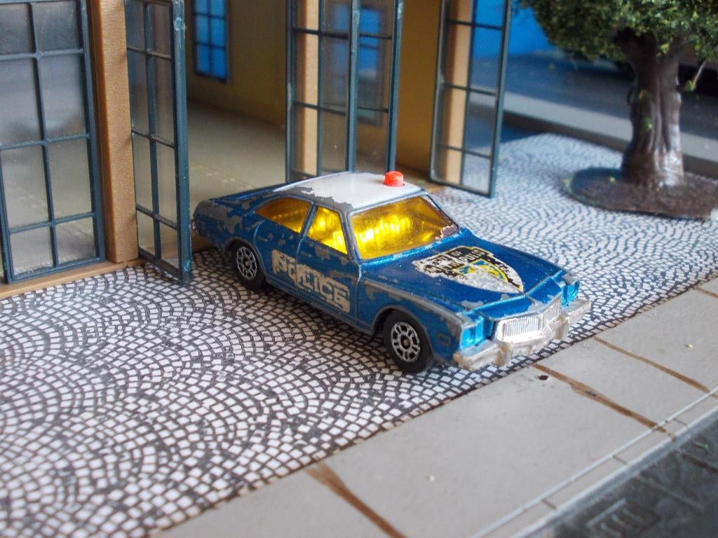 Buick Century Metropolis Police ( Superman ) - Corgi Juniors, Ophalen of Verzenden, Gebruikt, Auto