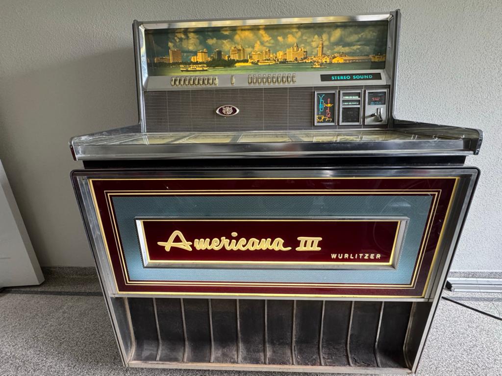 Wurlitzer Americana III Jukebox - Vintage met singles, Verzamelen, Automaten | Jukeboxen, Gebruikt, Wurlitzer, 1960 tot 1970, Ophalen