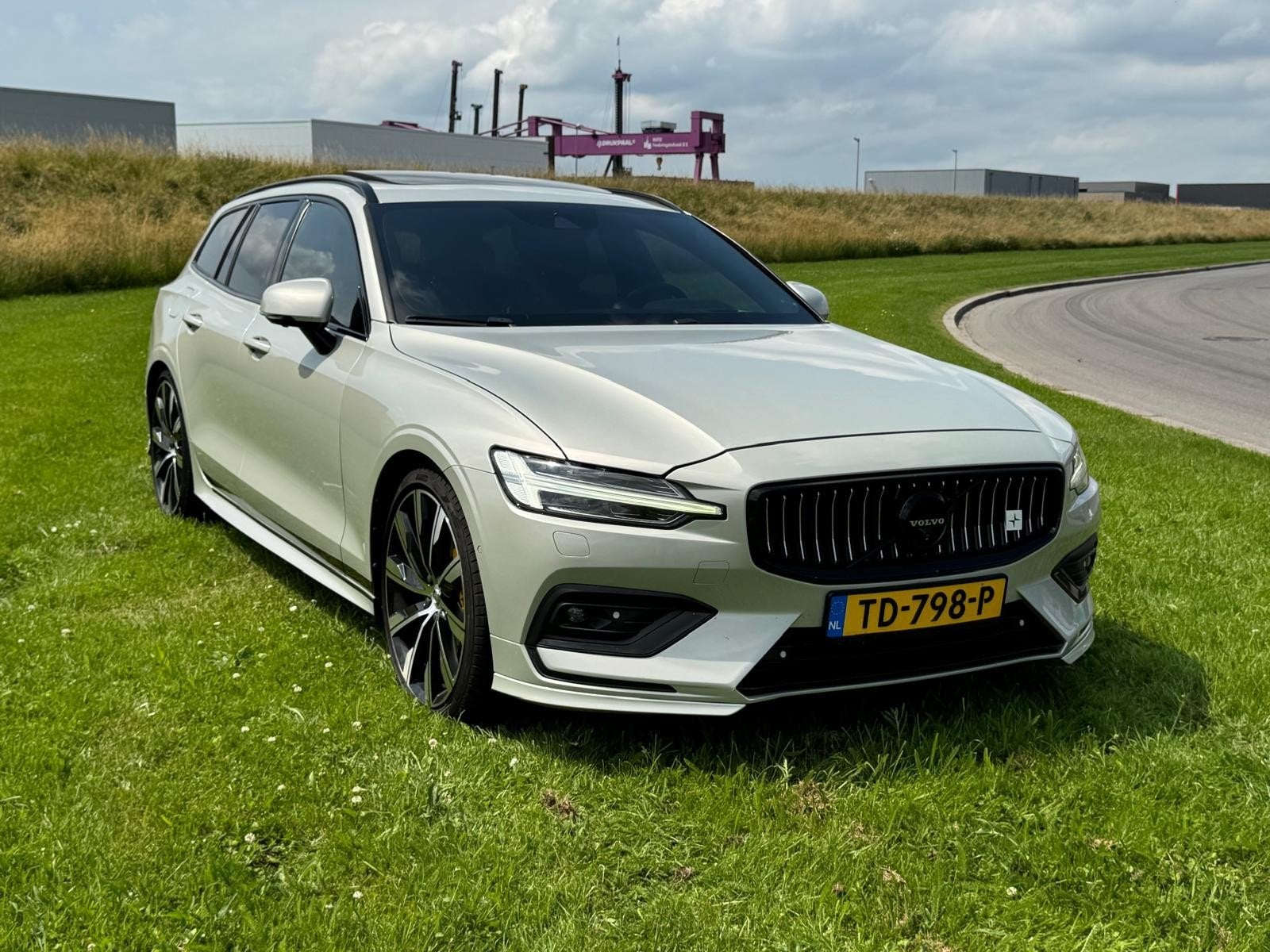 Te koop Volvo V60 T6 AWD Inscription Polestar, Automaat, 4 cilinders, Vierwielaandrijving, Particulier