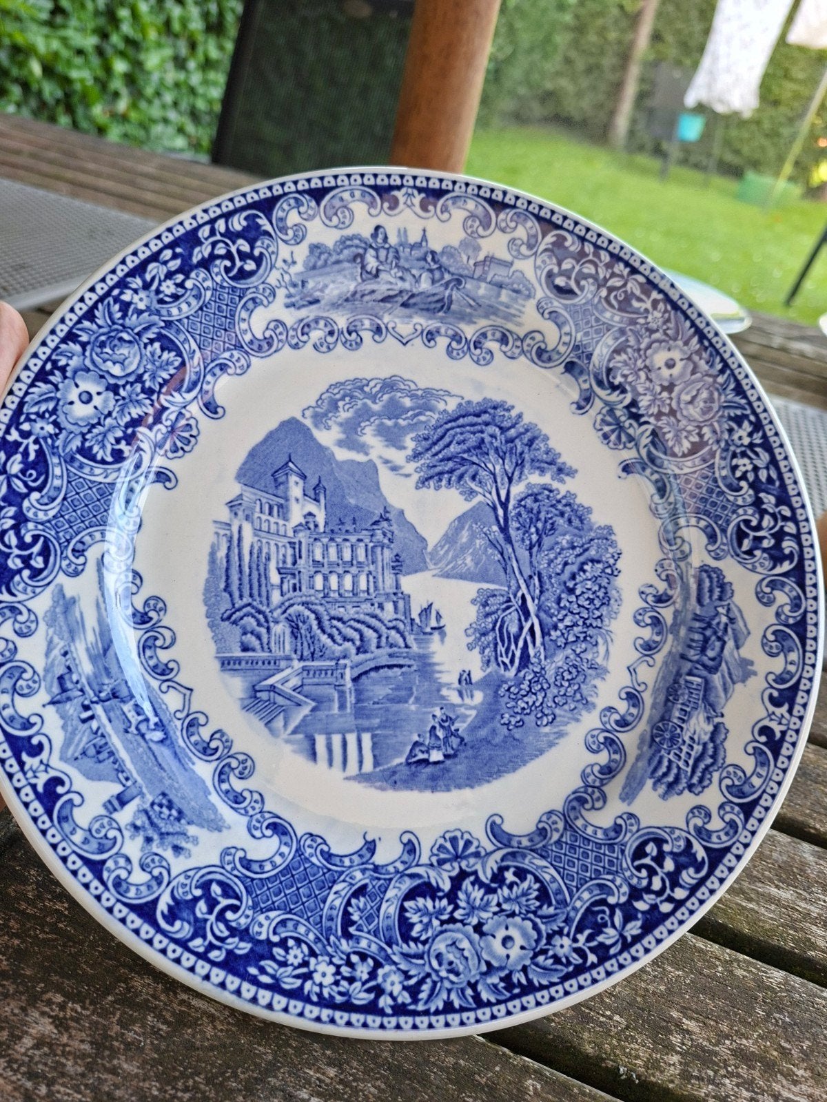 Vintage Petrus Regout & Co Maastricht Castillo bord, Antiek en Kunst, Antiek | Servies los, Ophalen of Verzenden