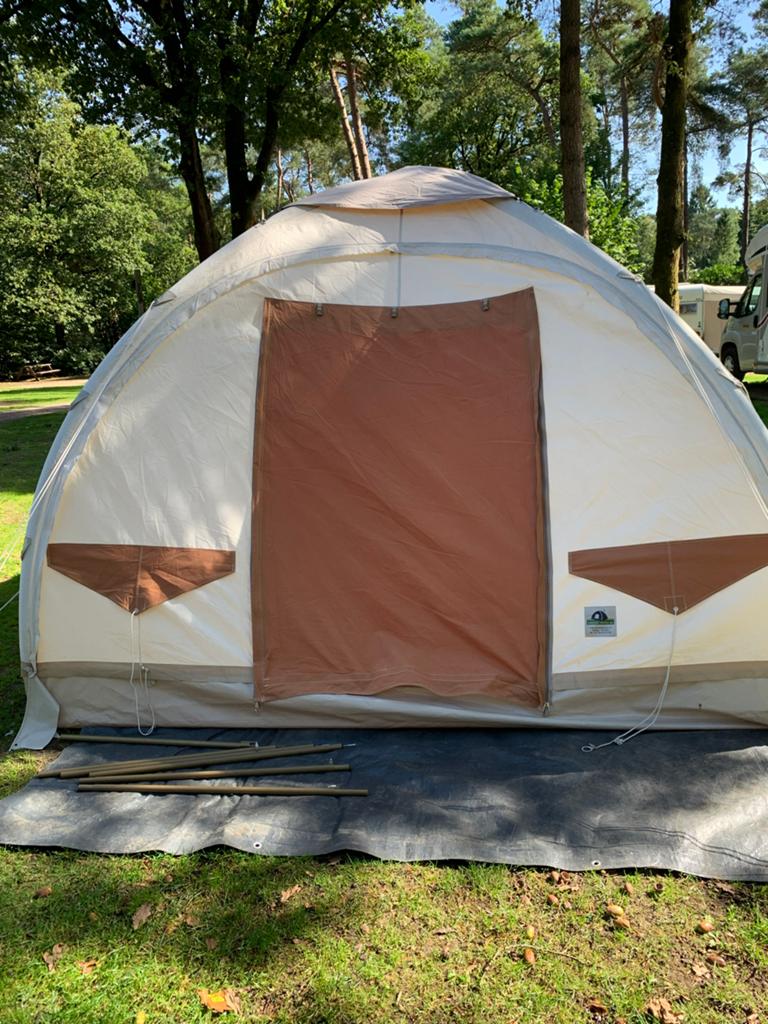 Karsten opblaastent 3x3 meter met luifel, tarp en vaste kuip, Ophalen, Gebruikt, Tot en met 5