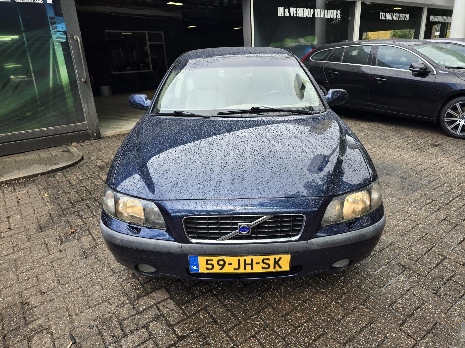 Volvo S60 2.4 Edition | NIEUWE APK | AIRCO | LEDER | LMV | S, Auto's, Voorwielaandrijving, Gebruikt, Beige, Blauw