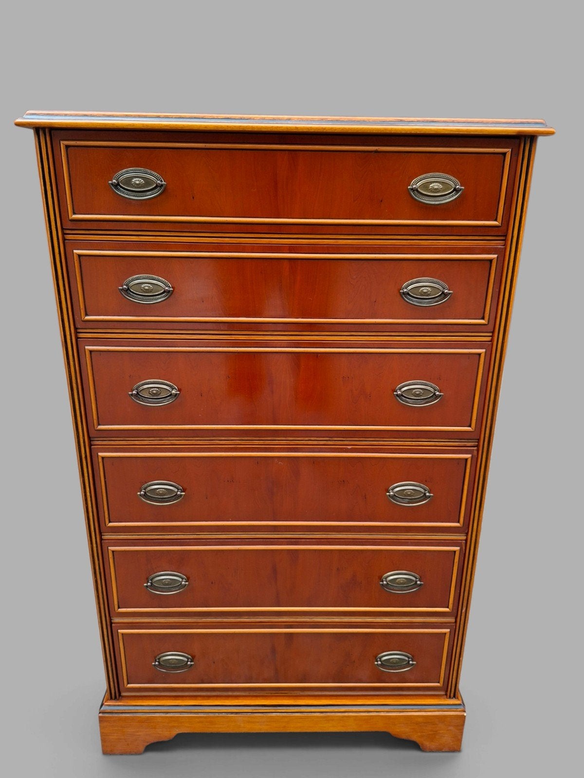 Klassieke heldense ladekast, commode, lichte oppervlakkige k, Ophalen of Verzenden, 25 tot 50 cm, Minder dan 100 cm