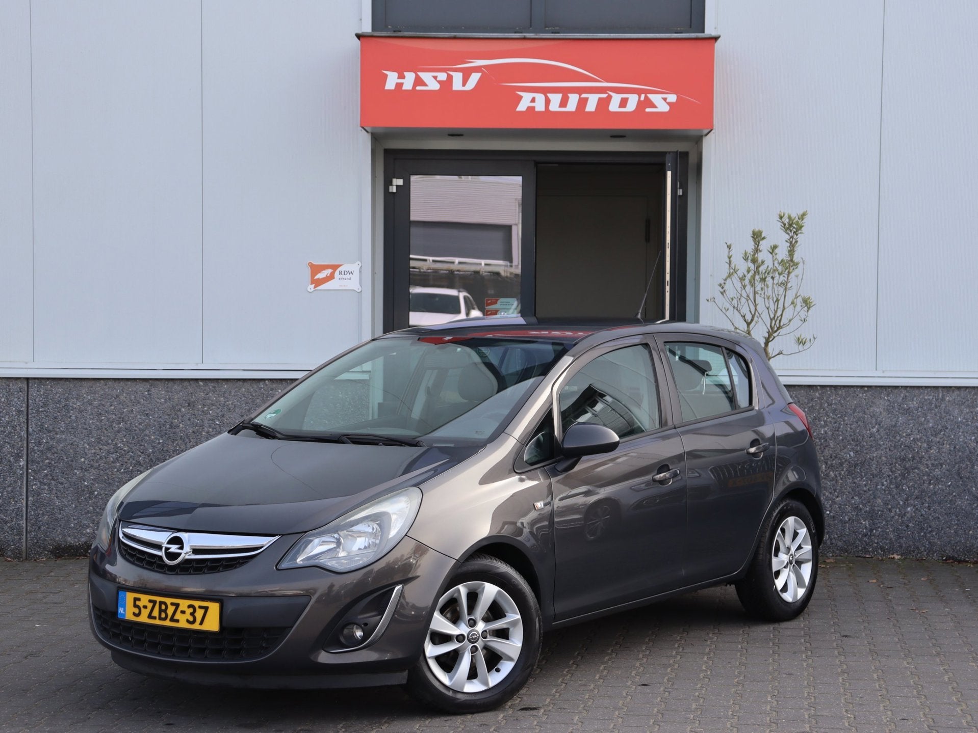 Opel Corsa 1.4-16V Berlin airco LM 4-deurs, Auto's, Opel, Voorwielaandrijving, Euro 5, Gebruikt, 1398 cc