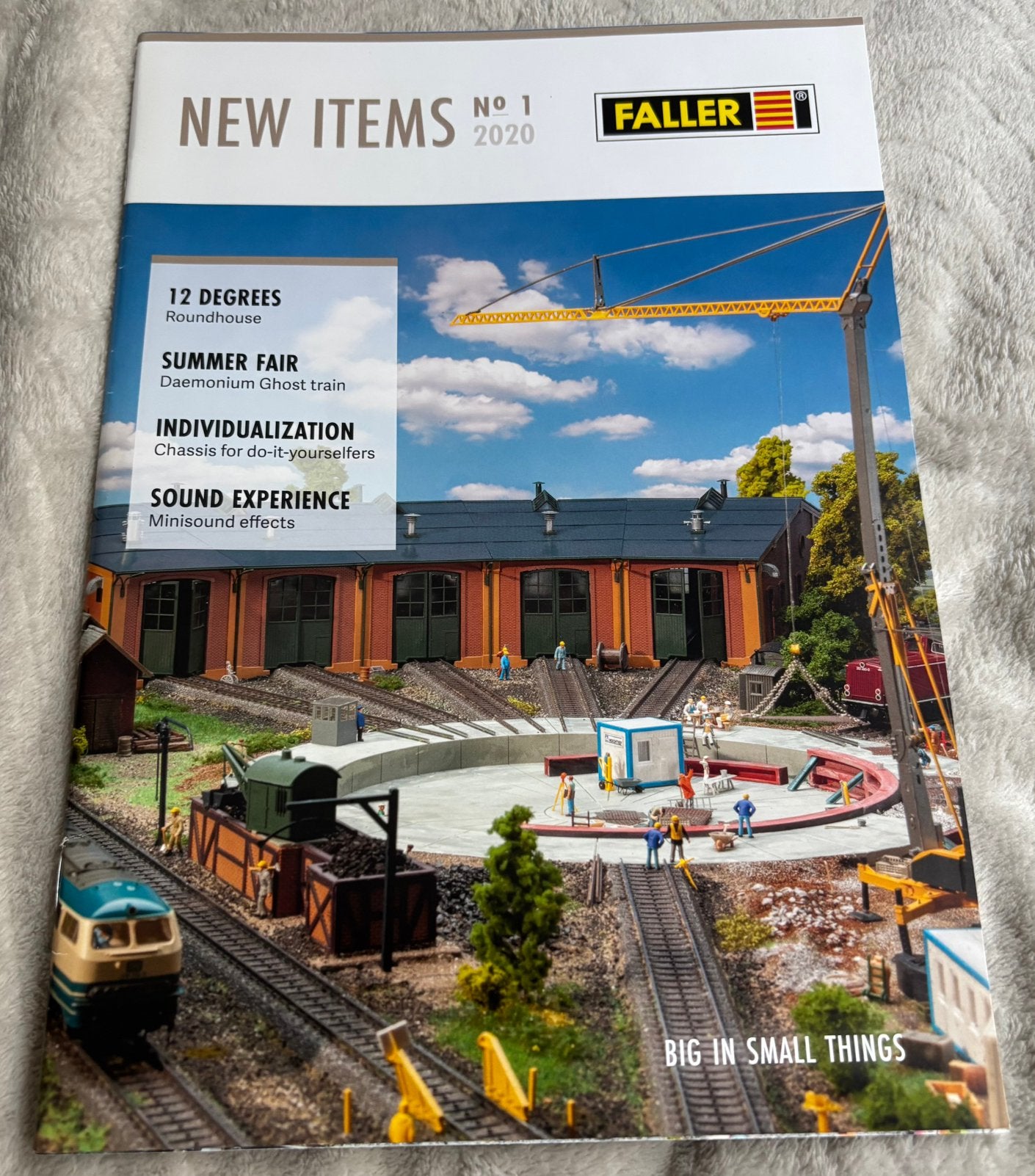 Modeltreinen Faller Catalogus 2020. Engels, Overige merken, Gelijkstroom of Wisselstroom, Zo goed als nieuw, Boek, Tijdschrift of Catalogus