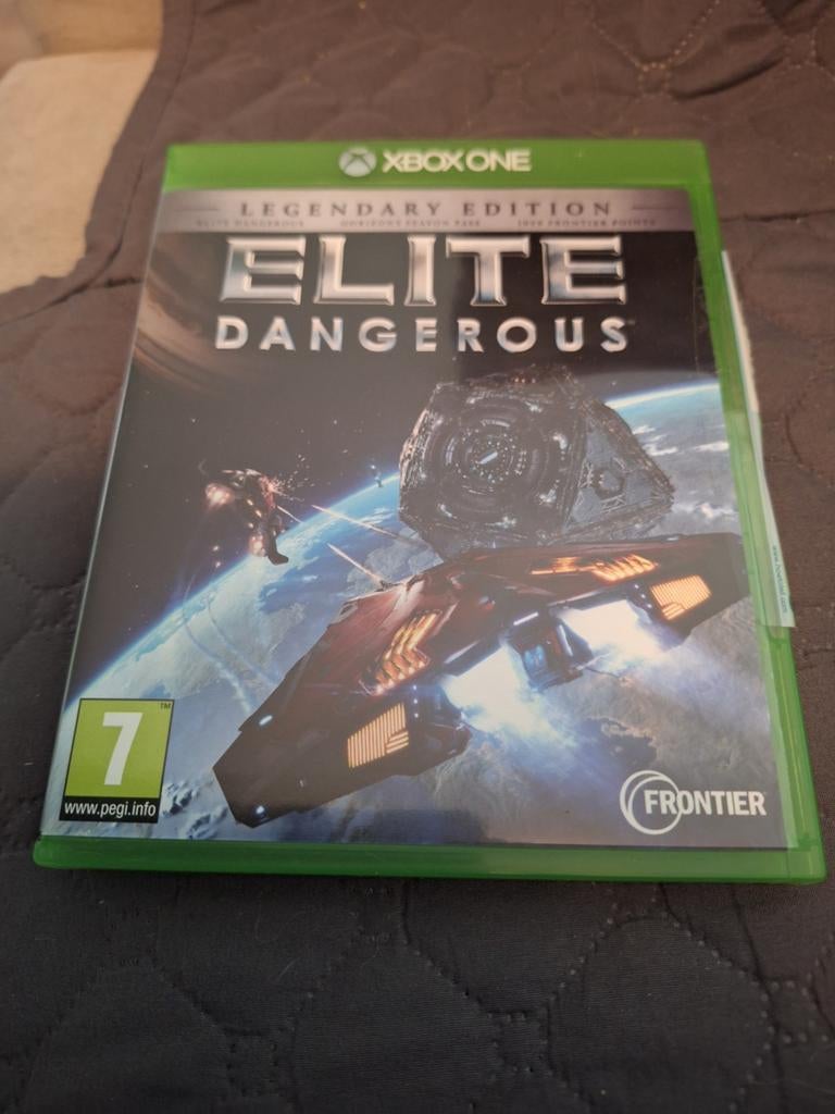 Elite Dangerous Legendary Edition Xbox One, Ophalen
