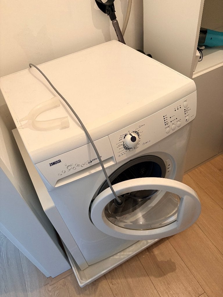 Wasmachine Zanussi ZWG5145, Witgoed en Apparatuur, Ophalen, 1200 tot 1600 toeren, Gebruikt, Energieklasse A of zuiniger