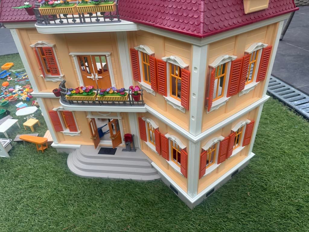 Grote Playmobil set: huis met veel meubels en accessoires, Ophalen, Gebruikt, Complete set