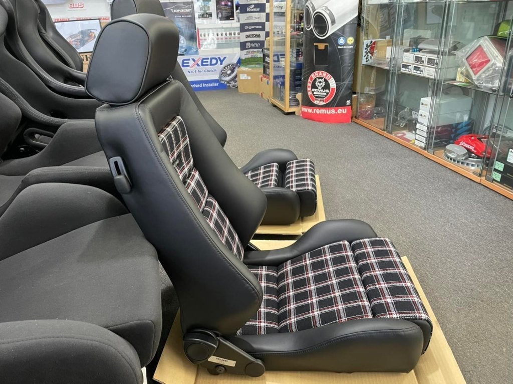 Recaro Classic LX Leder caro zwart kuipstoel sportstoel, Auto diversen, Tuning en Styling, Ophalen of Verzenden