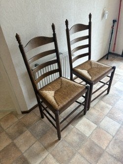2 Eetkamerstoelen, Ophalen, Gebruikt, Twee, Bruin