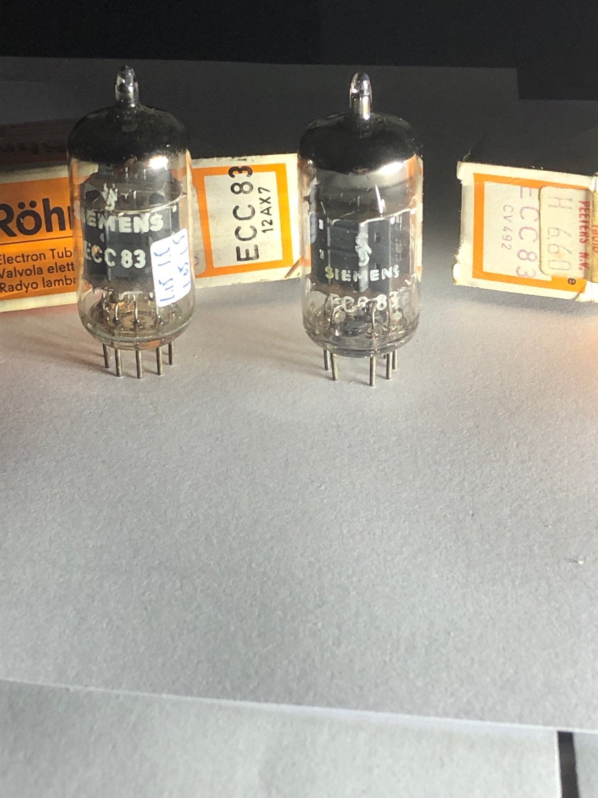 SIEMENS ECC83 Röhren paar, gemeten met AVO VCM163, Ophalen of Verzenden