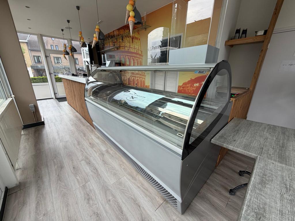 Isa Gelpro Millennium Ijsvitrine 24 baks - Z.G.A.N., Ophalen, Gebruikt, Koelen en Vriezen