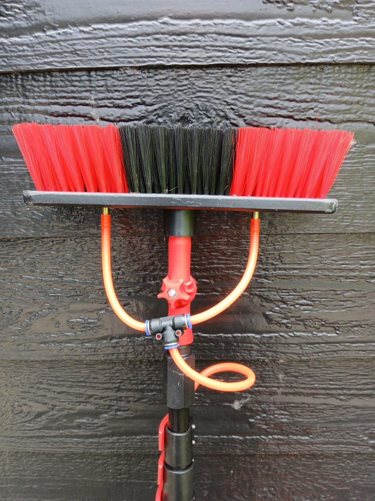 Uitschuifbare wasborstel 4 meter met waterslang, Ophalen of Verzenden