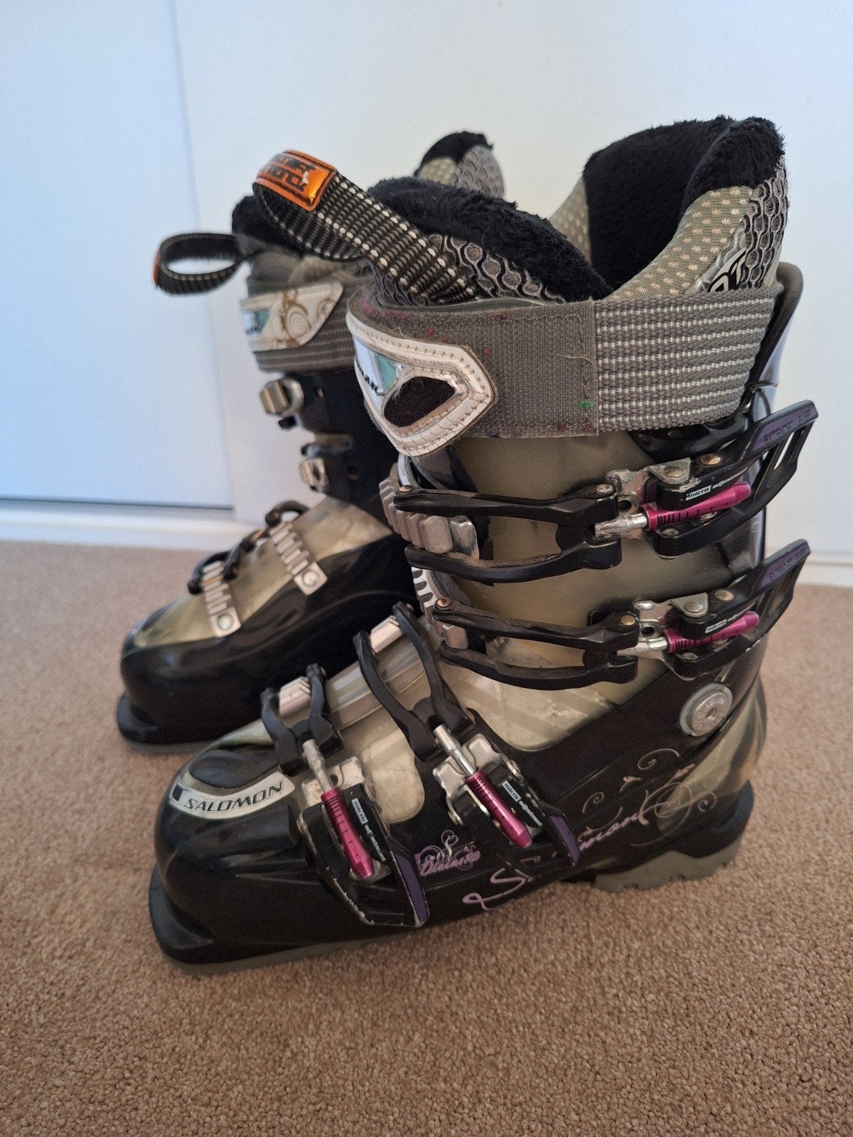 Salomon skischoenen, Kleding | Dames, Salomon, Ophalen of Verzenden, Zo goed als nieuw, Sportschoenen