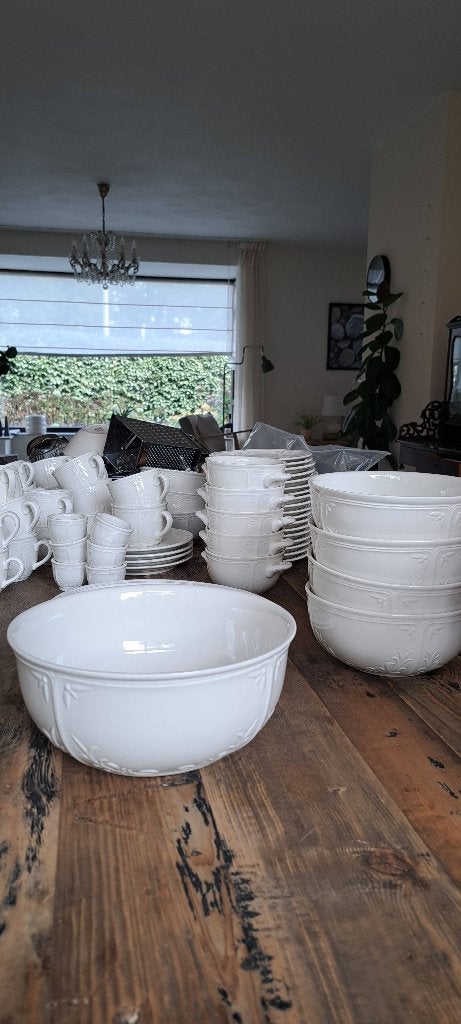 Servies Villeroy & Boch Cortina t.e.a.b., Huis en Inrichting, Ophalen, Villeroy, Zo goed als nieuw, Boch