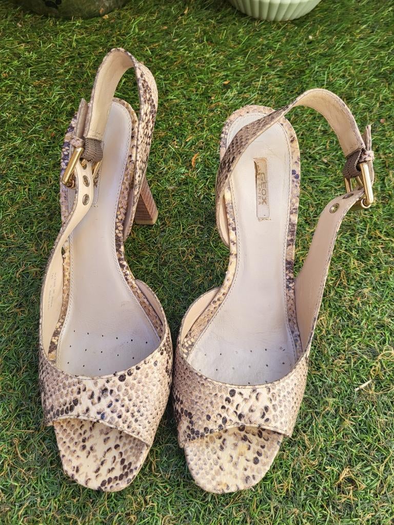 Geox dames schoenen maat 36, Ophalen of Verzenden, Zo goed als nieuw, Zwart, Sneakers of Gympen