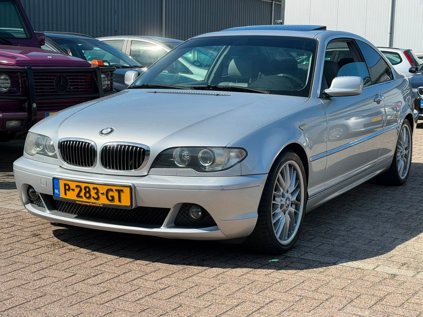 BMW 3-serie Coupé 320Ci 2003 6-Cilinder Automaat Schuifdak, Auto's, BMW, Achterwielaandrijving, Gebruikt, Automatische klimaatregeling