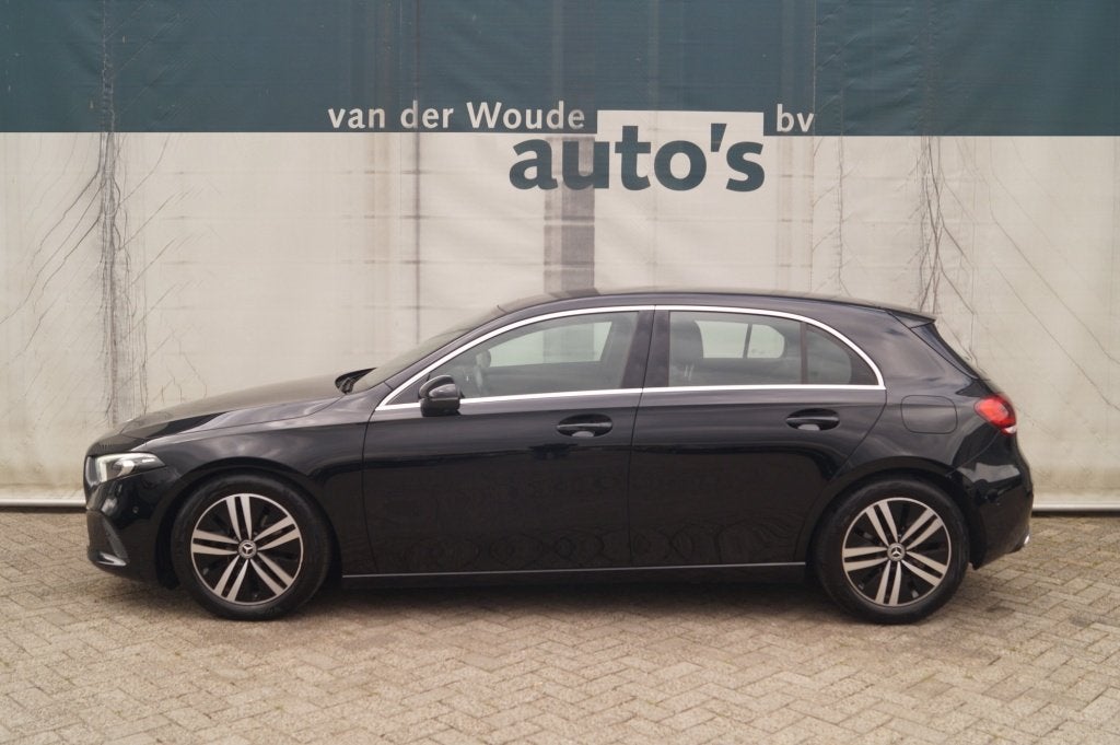 Mercedes-Benz A-Klasse 180 Automaat Business Solution Luxury, Auto's, Automaat, 136 pk, Gebruikt, 4 cilinders