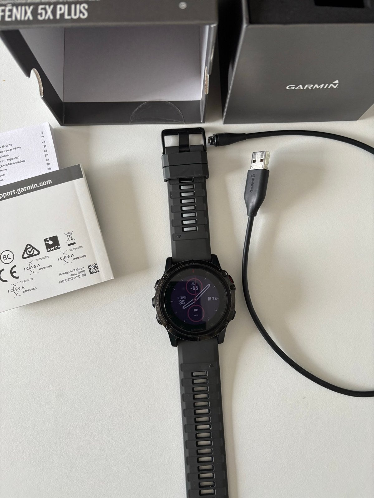Garmin Fenix 5X Plus - Goede staat, lange batterijduur, Gebruikt, Zwart, Ophalen of Verzenden, Waterdicht