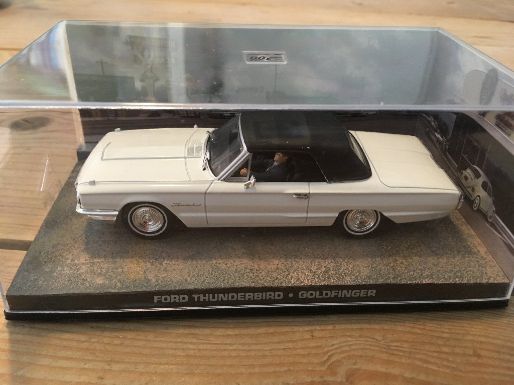 Schaalmodel Ford Thunderbird, Goldfinger 007 - 1:43, Ophalen of Verzenden, Nieuw, Auto, Overige merken