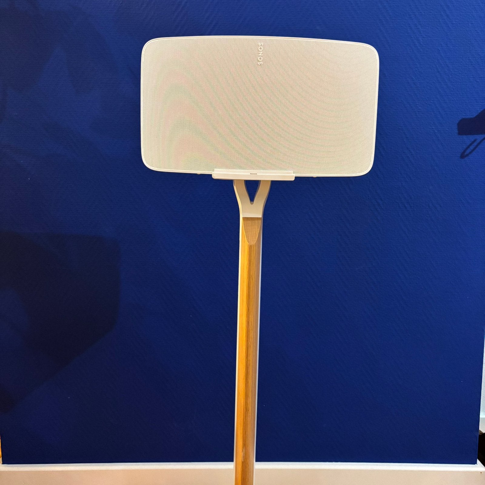 Sonos Five Gen 3 op standaard, Slimme speaker, WiFi, Ophalen of Verzenden, Zo goed als nieuw