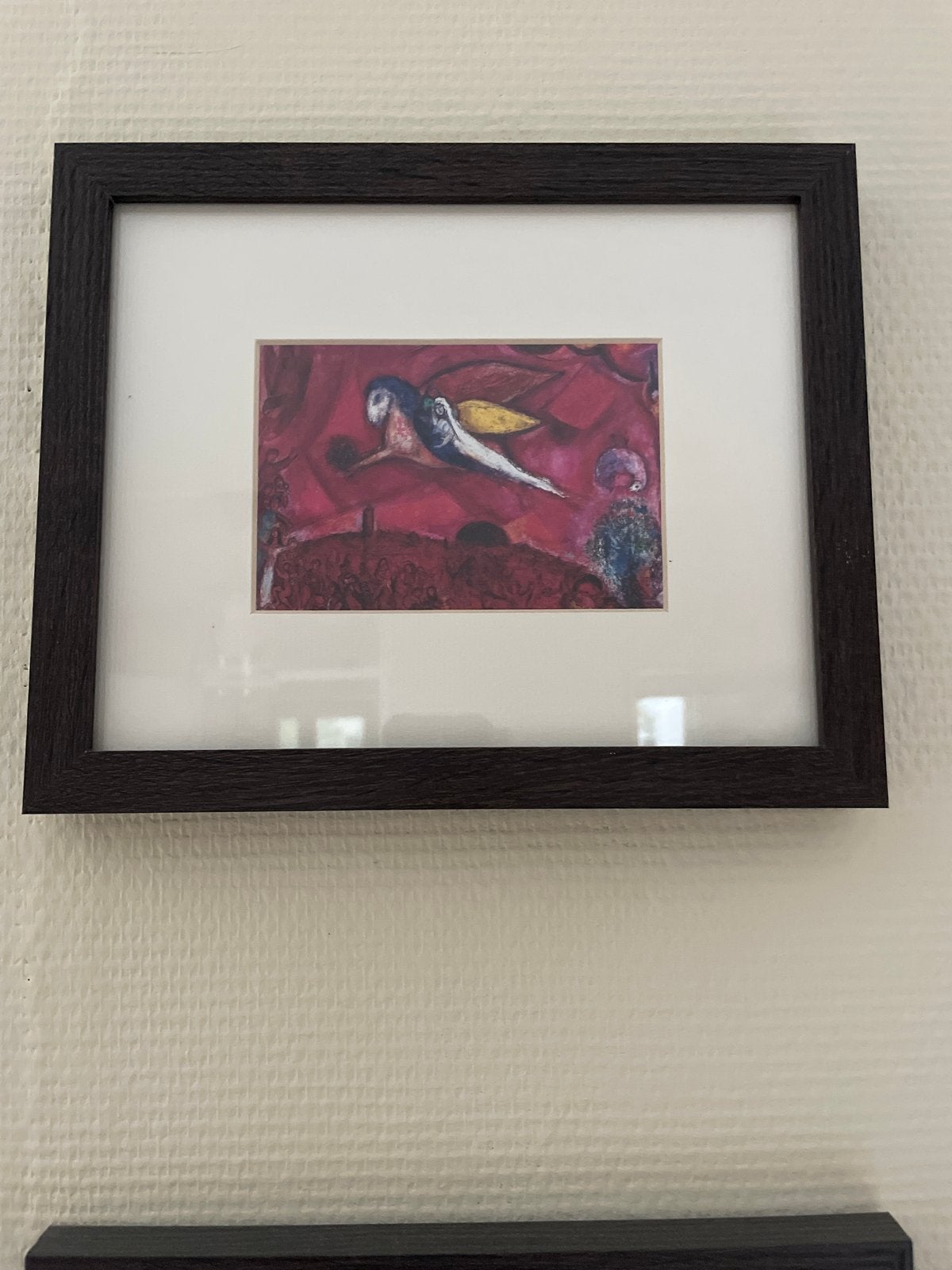 Twee ingelijste kunstprints in Chagall, Surrealisme, Ophalen of Verzenden, Print, Overige onderwerpen