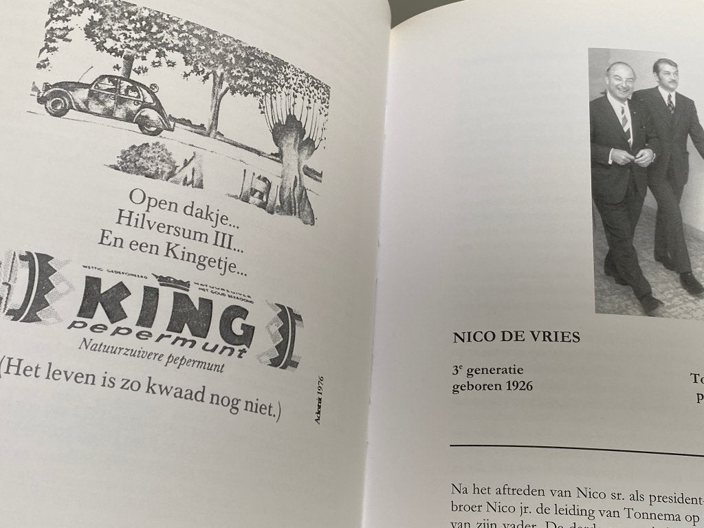Drie generaties familie de Vries Sneek  King - Fabrieken, Boeken, Geschiedenis | Stad en Regio, Ophalen of Verzenden, 20e eeuw of later