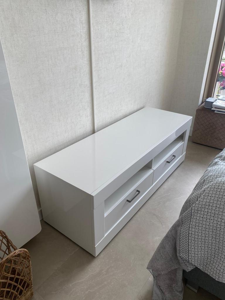 Te koop hoogglans tv meubel., Ophalen