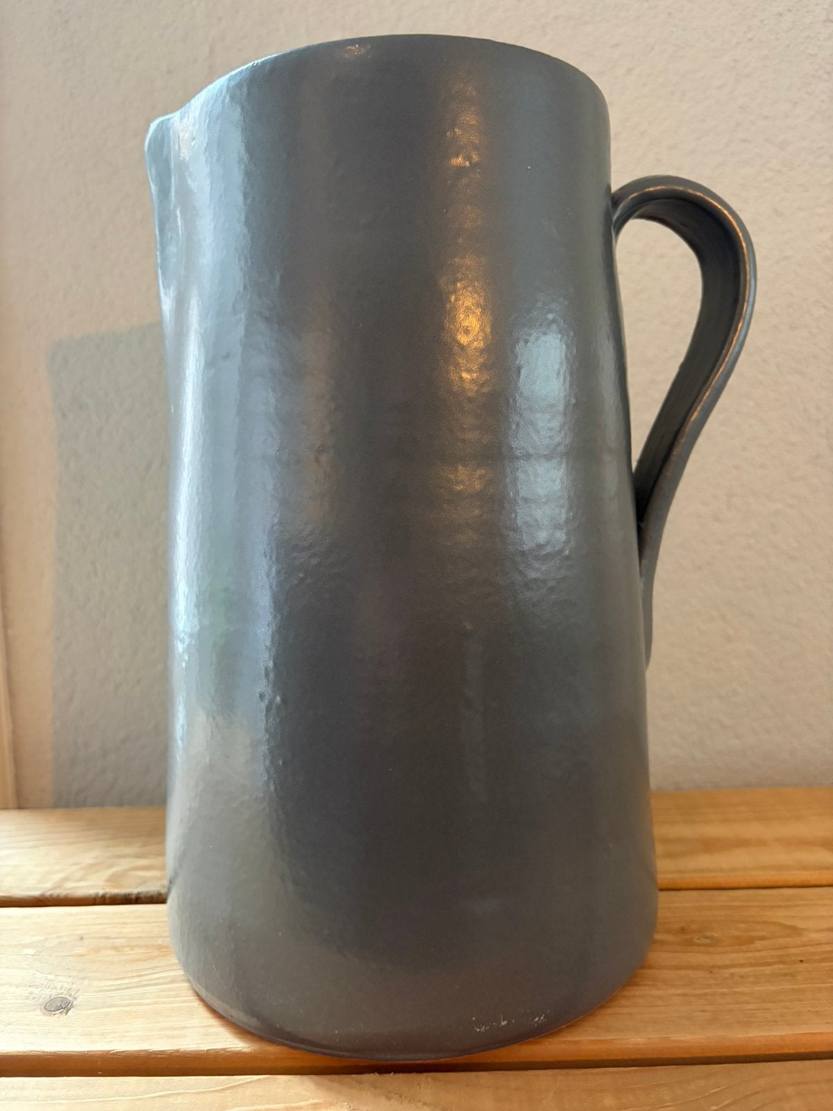 Grote grijze terracotta vaas, hoogte 30 cm., Ophalen of Verzenden