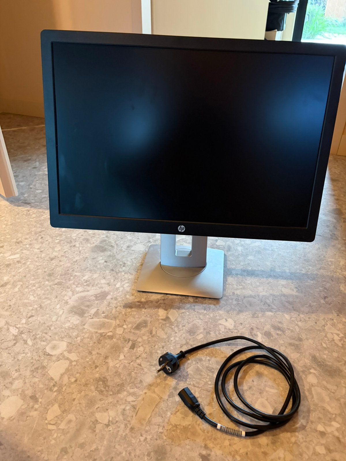HP monitor 24 inch, Computers en Software, Ophalen, Zo goed als nieuw, Full HD, 60 Hz of minder
