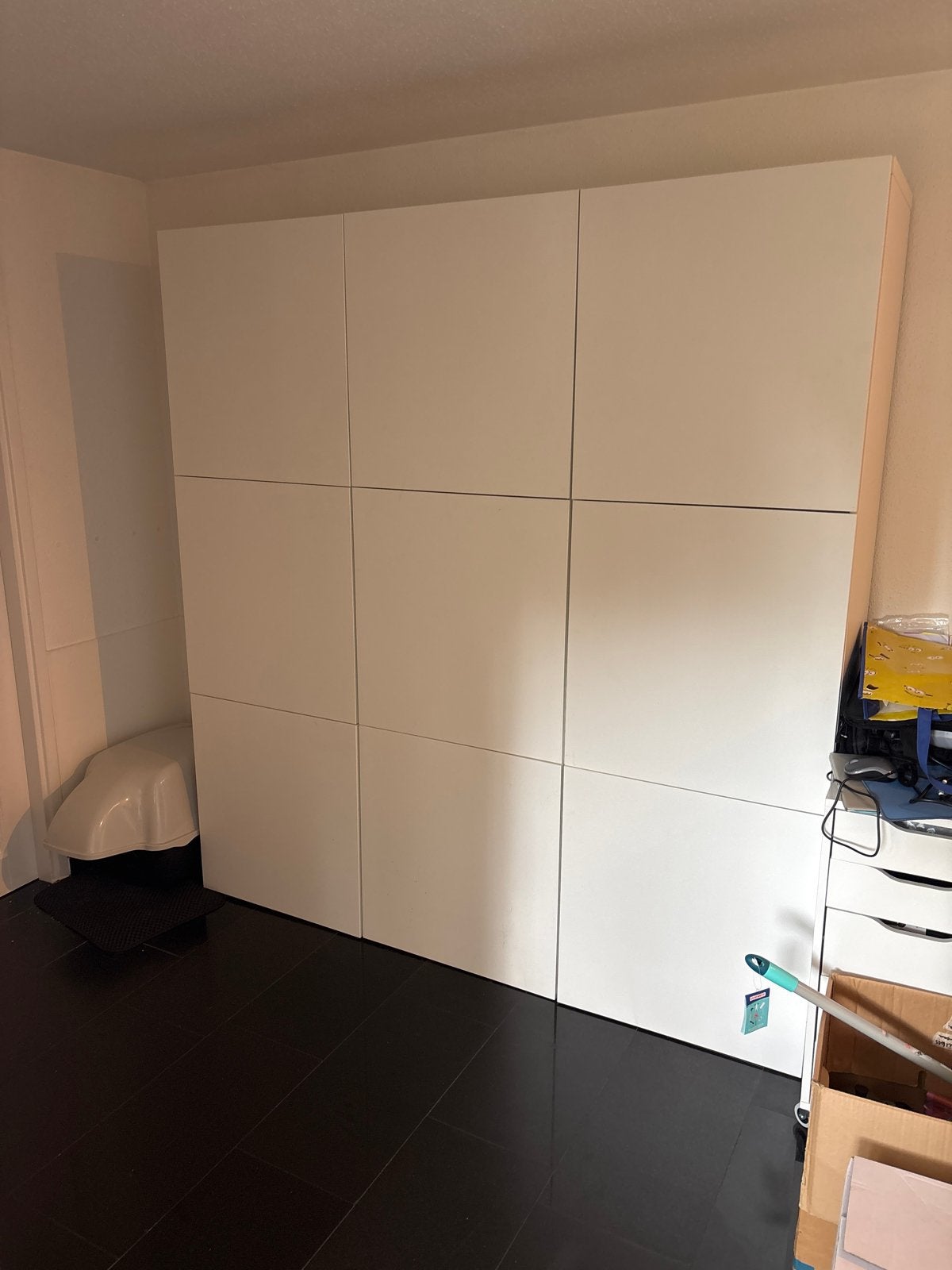 3x IKEA Besta hoge kasten met druk open systeem, Ophalen, Gebruikt