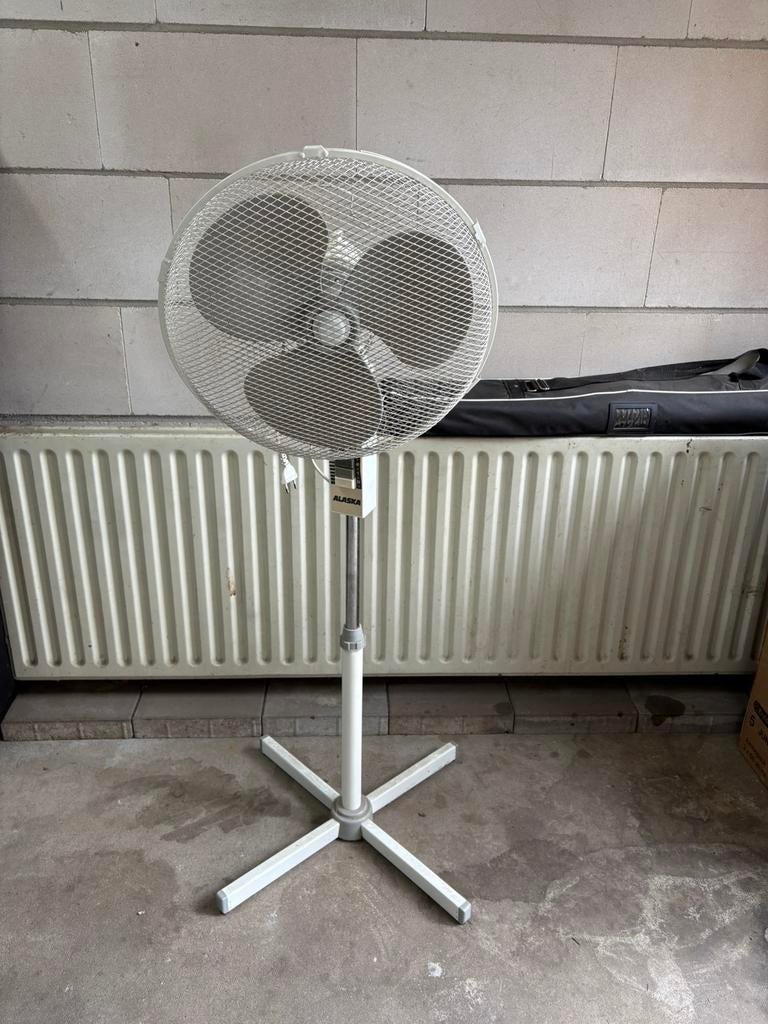 Alaska Staande Ventilator, Ophalen, Gebruikt, Ventileren, 3 snelheden of meer