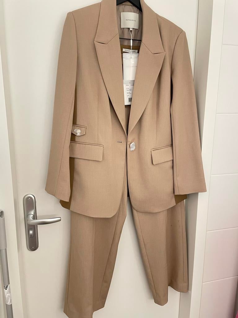 Nieuw Fifth House two tone pak - bruin/beige - maat XS, Kleding | Dames, Jasjes, Kostuums en Pakken, Nieuw, Kostuum of Pak, Maat 34 (XS) of kleiner