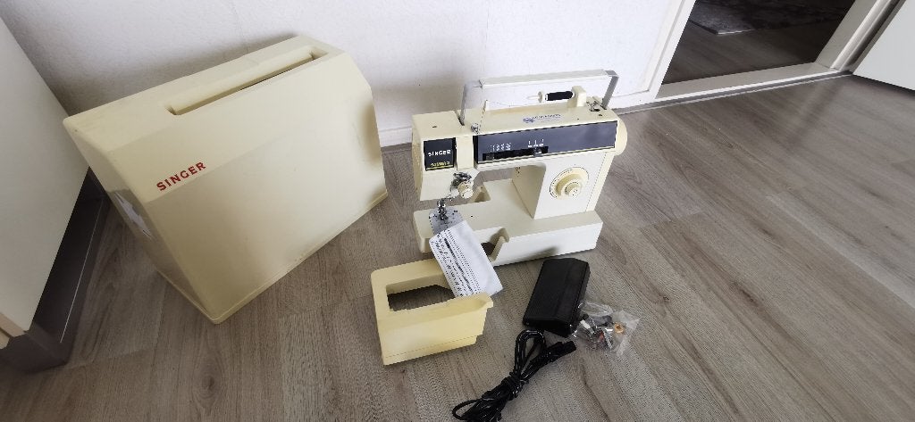 Naaimachine SINGER SAMBA 2 6211C, Ophalen of Verzenden, Zo goed als nieuw, Naaimachine, Singer