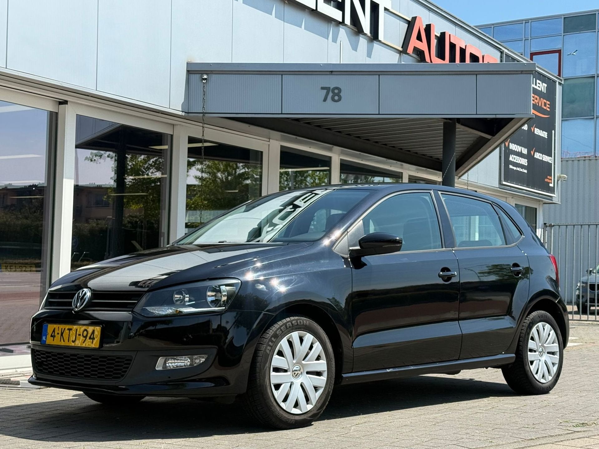 Volkswagen Polo 1.4-16V Highline - 5 Deurs - Airco, Auto's, Voorwielaandrijving, 4 cilinders, Zwart, Bedrijf