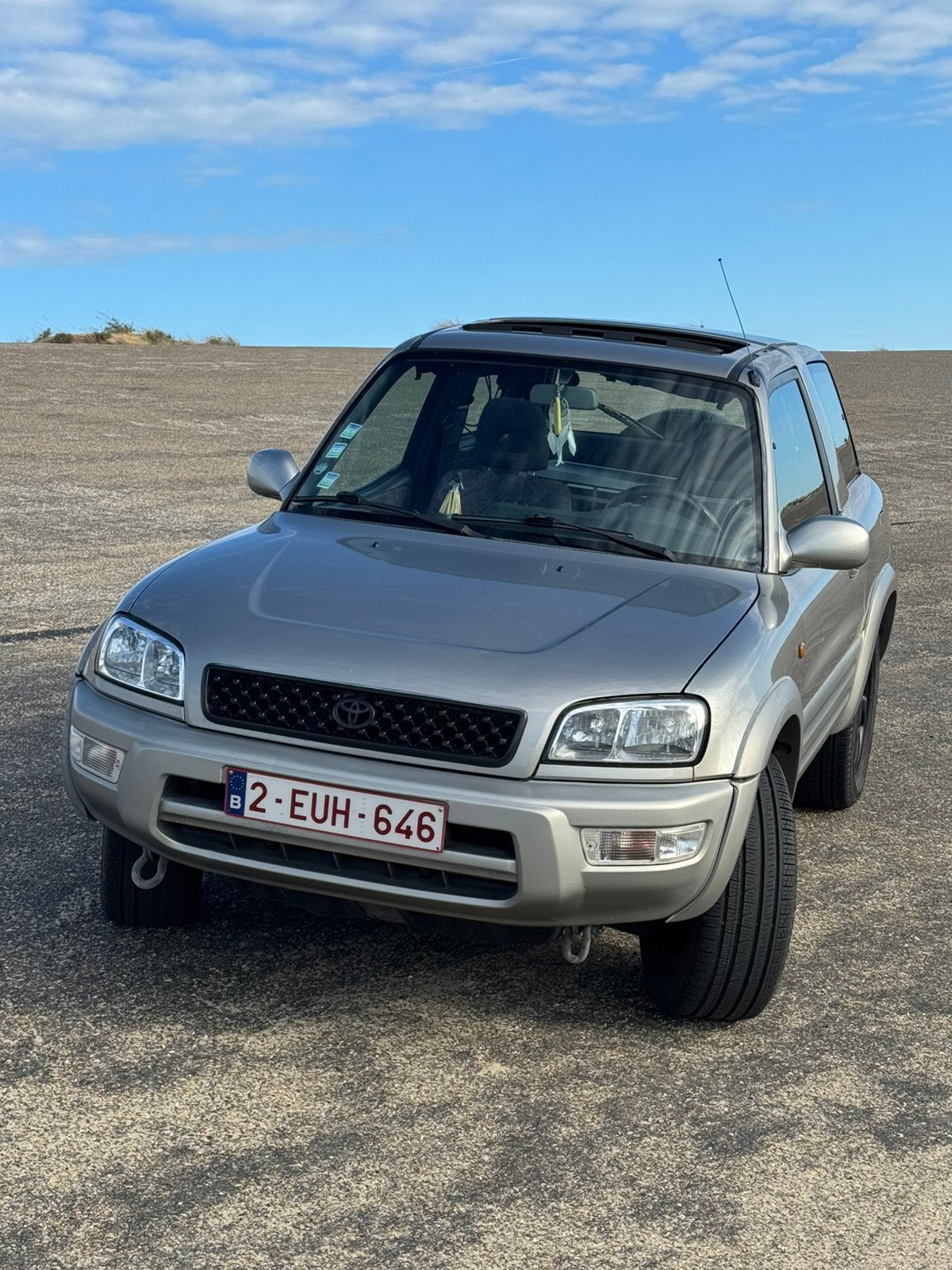 Toyota Rav4 4x4, Auto's, Stof, Metallic lak, Handgeschakeld, Vierwielaandrijving