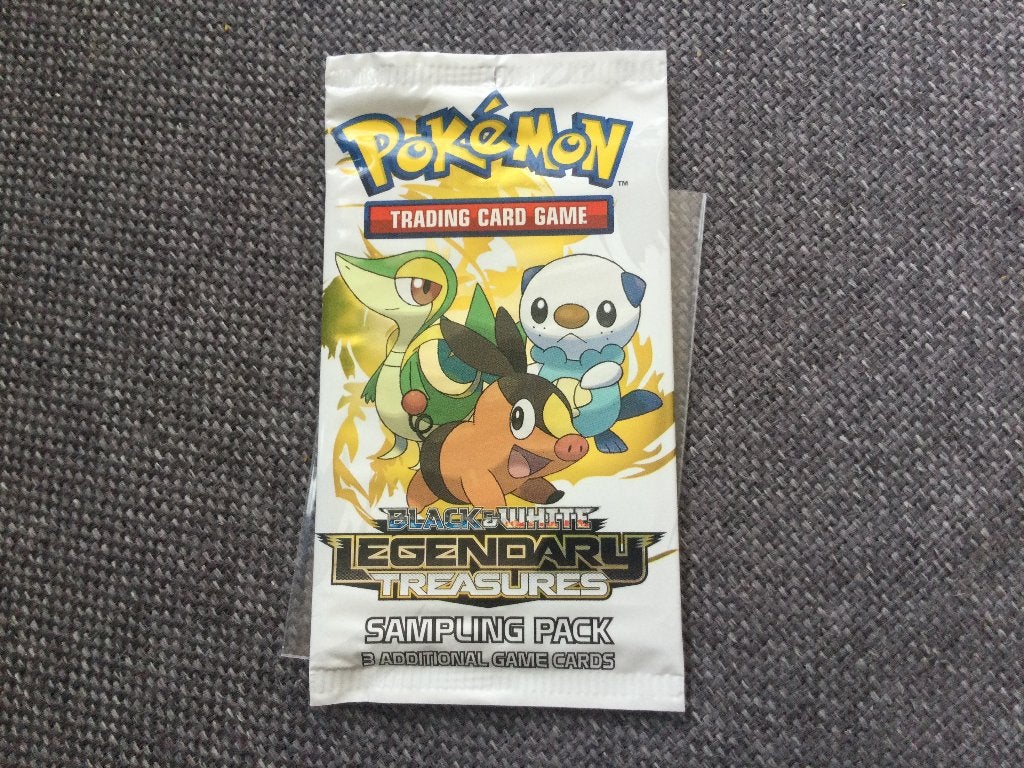 Pokemon Legendary Treasures Sampling Pack, Verzenden, Zo goed als nieuw, Booster