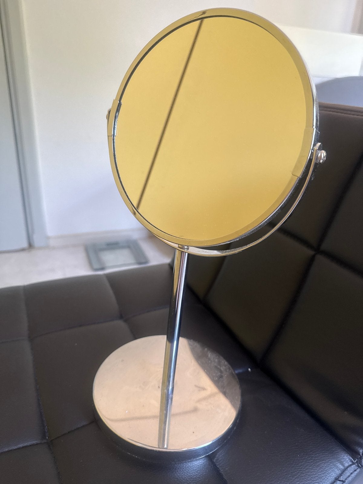 Make-up spiegel met standaard - Rond, chroom, Huis en Inrichting, Woonaccessoires | Spiegels, Minder dan 50 cm, Gebruikt, Rond