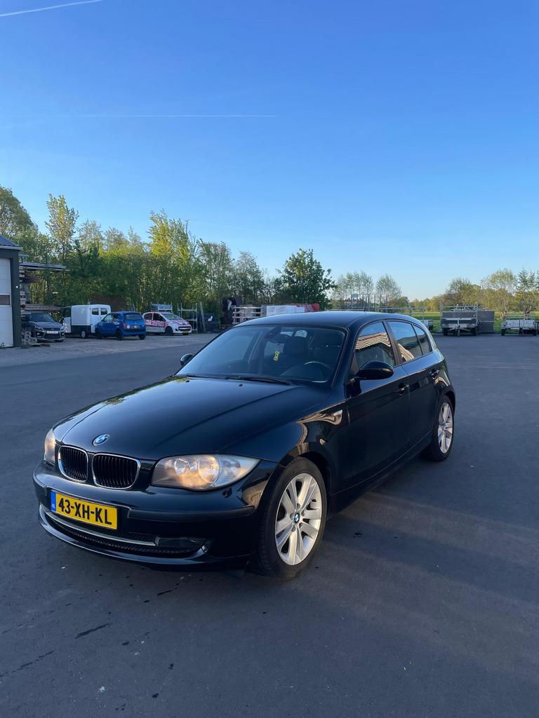 Nette BMW 1-serie | Rijdt perfect | Ketting al gedaan, 1596 cc, Achterwielaandrijving, 4 cilinders, 635 kg