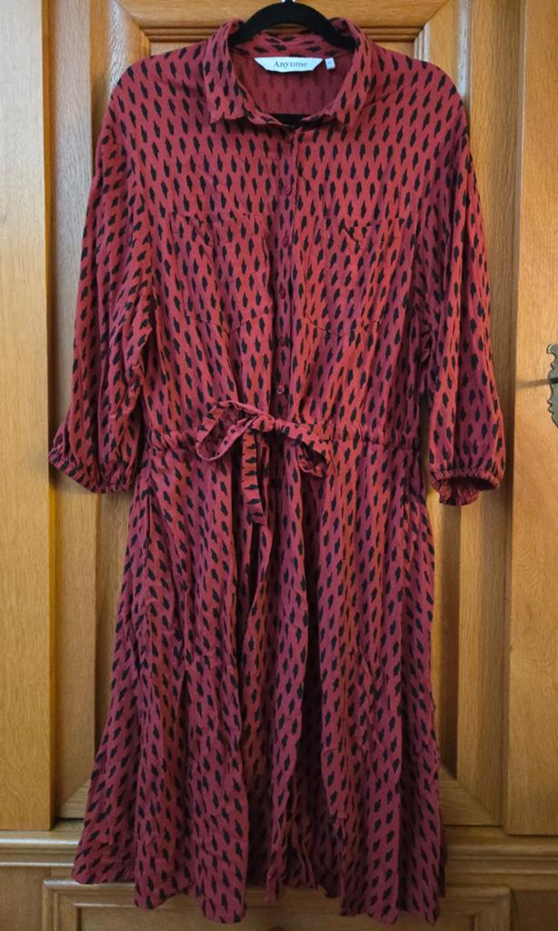 Anytime jurk maat 42 - Rood met zwart patroon, Verzenden, Maat 42/44 (L), Anytime, Zo goed als nieuw