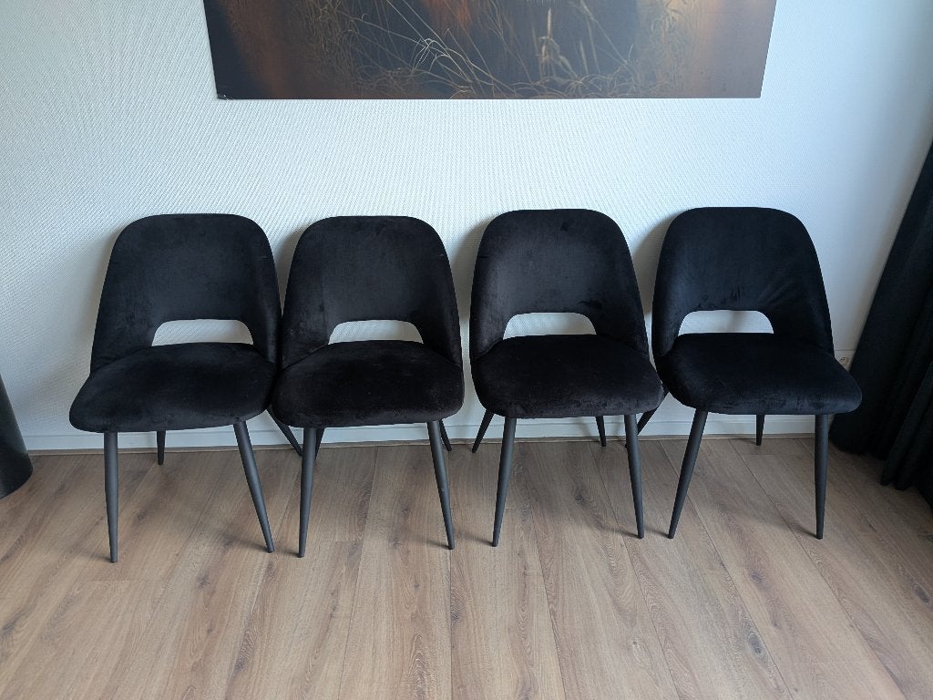 Set van 4 zwarte velvet avignon eetkamerstoelen (kwantum), Ophalen, Zwart, Zo goed als nieuw, Vier