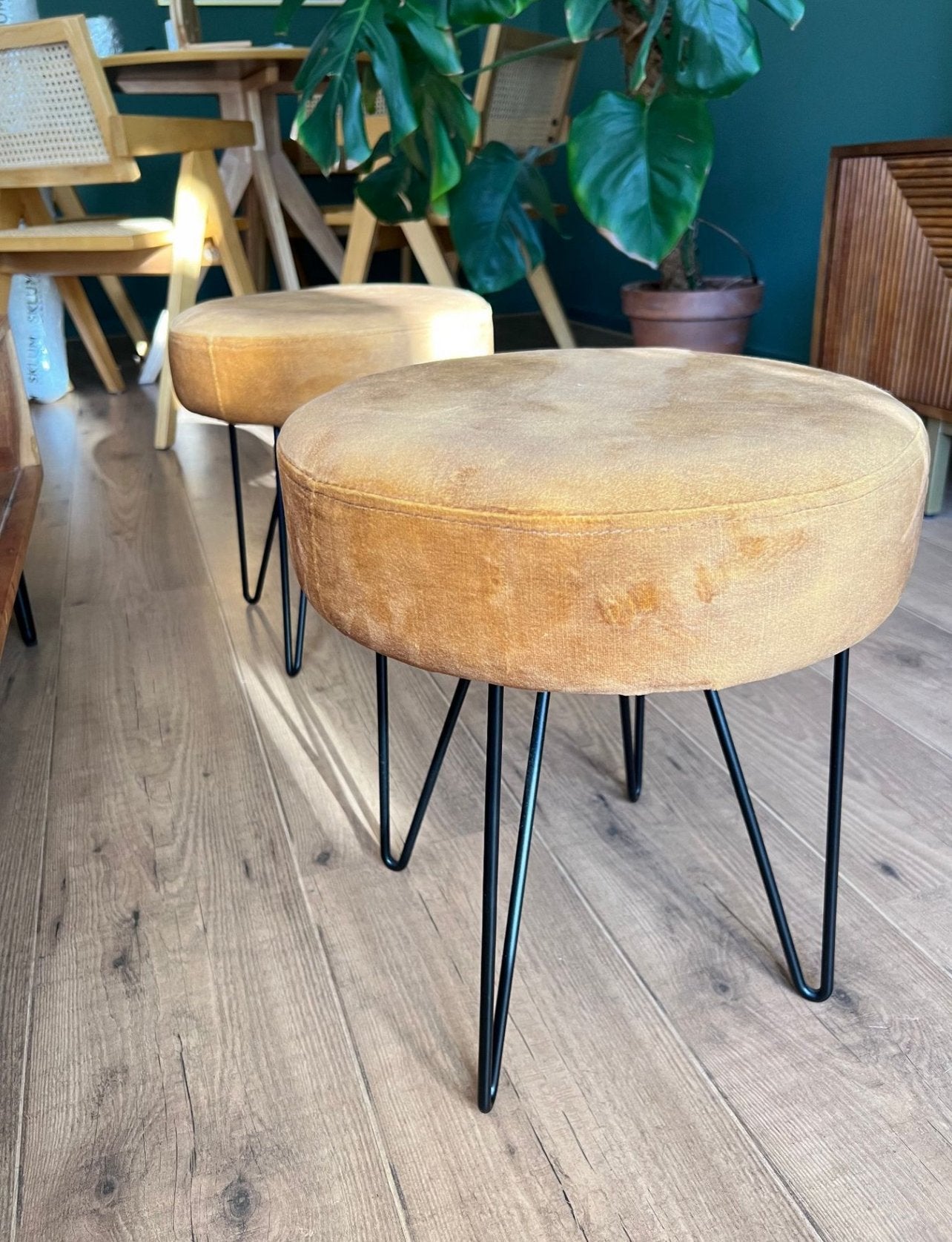 2 Living Room Stools, Ophalen, 50 tot 100 cm, Zo goed als nieuw, Minder dan 50 cm