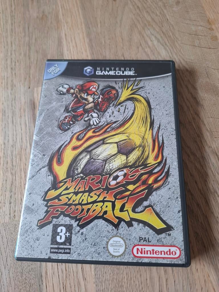 Mario smash footbal, Spelcomputers en Games, Games | Nintendo GameCube, Ophalen of Verzenden, Zo goed als nieuw, Sport, 3 spelers of meer