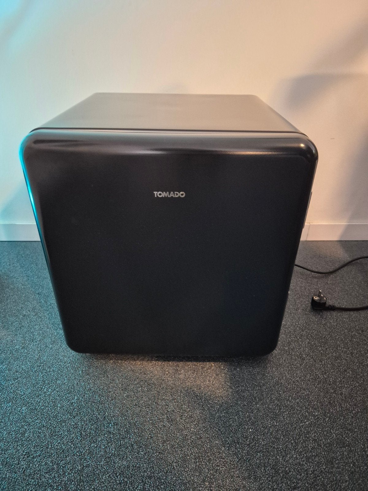 Tomado Retro Mini Koelkast - 47L - Zwart, Witgoed en Apparatuur, Koelkasten en IJskasten, Ophalen, Zonder vriesvak, Minder dan 45 cm