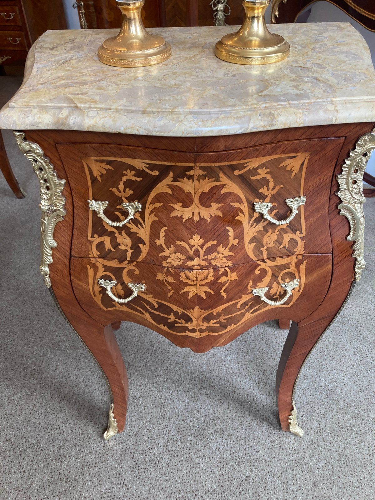 Marqueterie gebogen commode met marmer blad, Antiek en Kunst, Ophalen