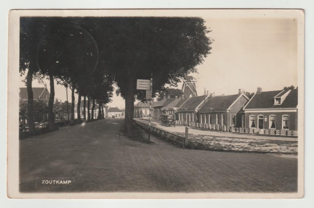Zoutkamp * Fotokaart / D. van der List / Bromografia, Verzamelen, Ansichtkaarten | Nederland, Ophalen of Verzenden, 1920 tot 1940