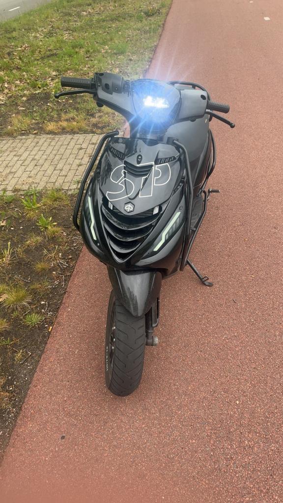 Piaggio zip 172 warmloper, Fietsen en Brommers, Scooters | Piaggio, Ophalen, Tweetakt, Gebruikt, Maximaal 45 km/u