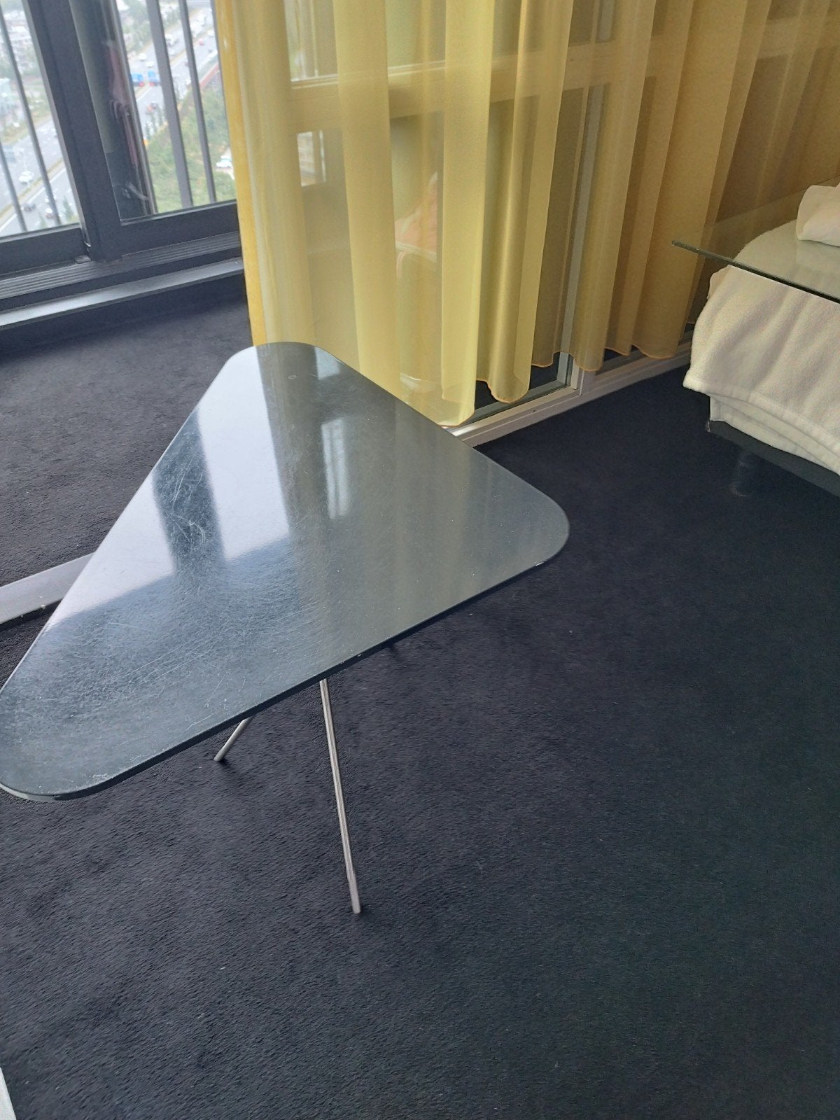 schattig bijzettafel uit de jaren 65/70, Ophalen, Gebruikt, Overige vormen, 45 tot 60 cm