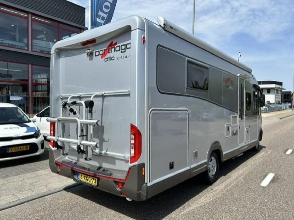 Carthago Chic E-line 51 QB VERKOCHT, Caravans en Kamperen, Campers, Automaat, Tot en met 2, 7 tot 8 meter, Bedrijf